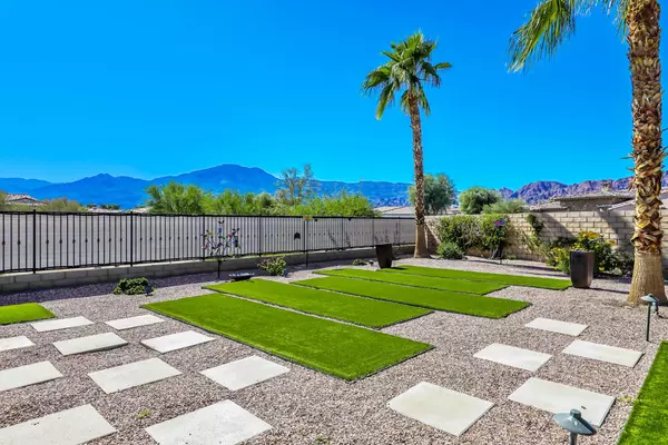 La Quinta, CA 92253,81655 Macbeth ST