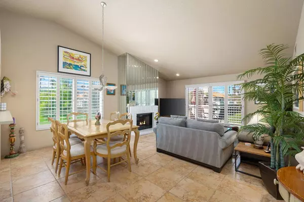 Palm Desert, CA 92211,688 Vista Lago CIR N