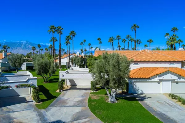 Palm Desert, CA 92211,688 Vista Lago CIR N