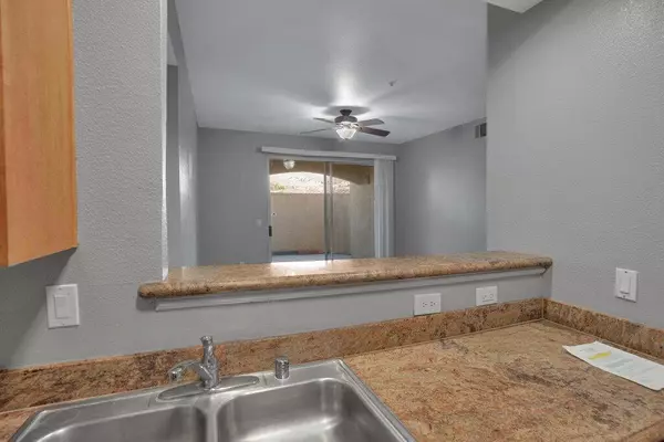 Riverside, CA 92507,375 Central AVE #10