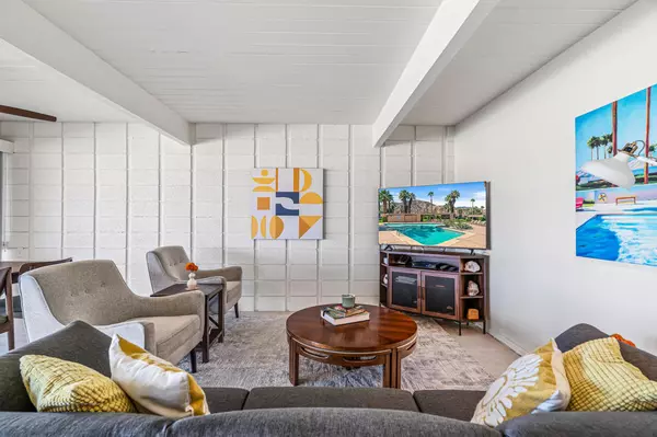 Palm Desert, CA 92260,172 Sandpiper ST