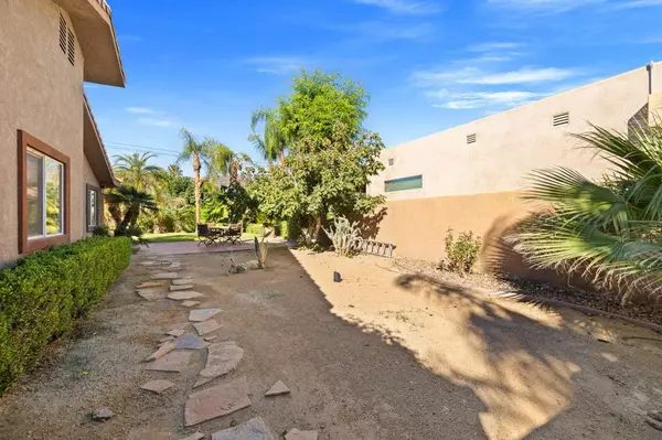 La Quinta, CA 92253,51425 Calle Quito