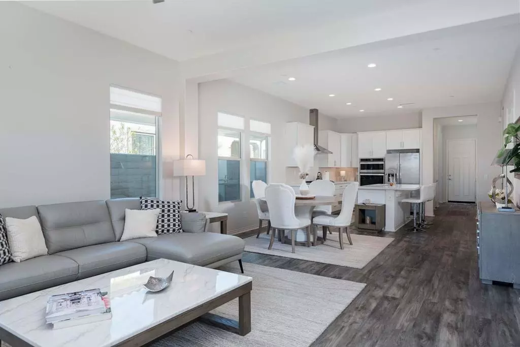 Rancho Mirage, CA 92270,37 Chianti