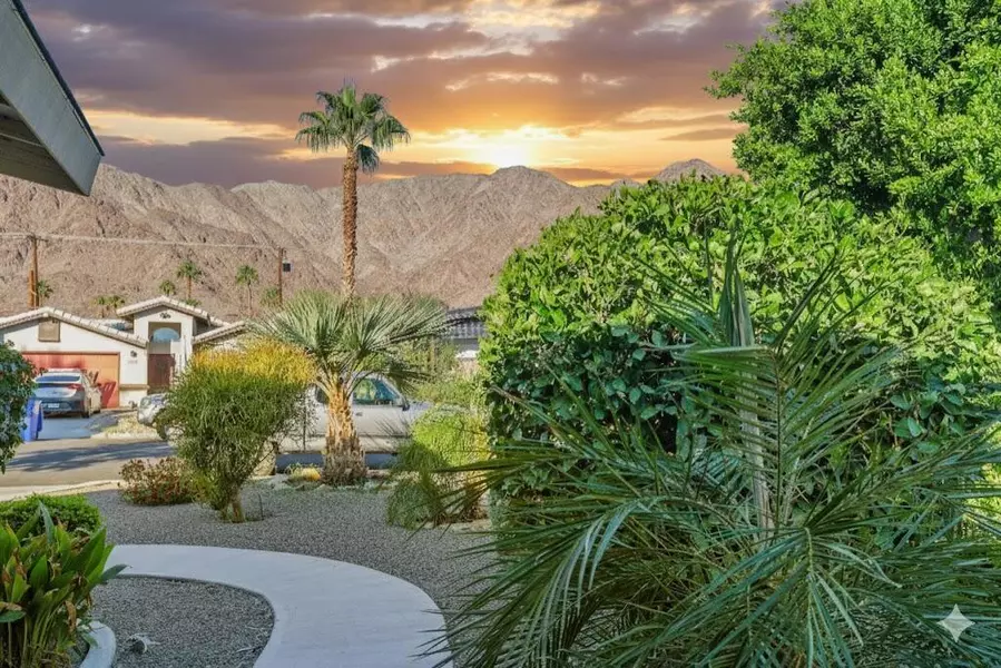 51370 Avenida Carranza, La Quinta, CA 92253