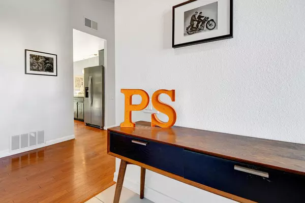 Palm Springs, CA 92262,1031 E El Conquistador