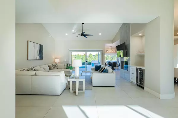 Palm Desert, CA 92211,40270 Eastwood LN