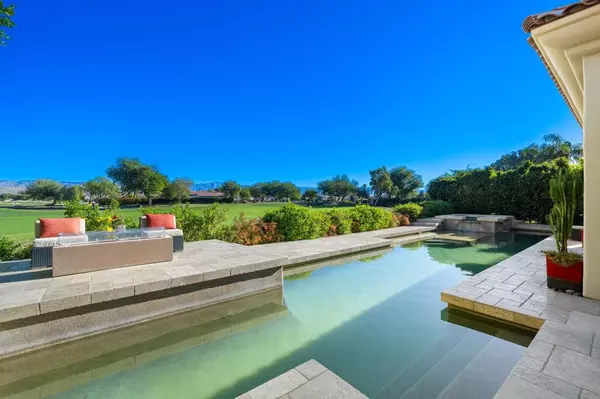 Rancho Mirage, CA 92270,235 Loch Lomond RD
