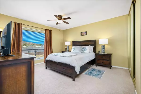 Desert Hot Springs, CA 92240,66735 12th ST #B2