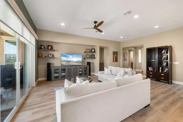 La Quinta, CA 92253,81975 Via San Clemente