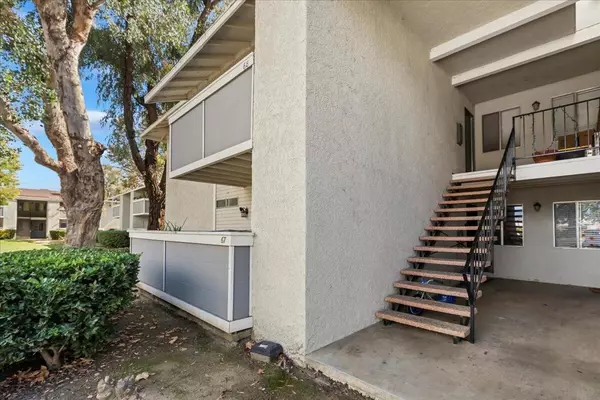 Redlands, CA 92373,26200 Redlands BLVD #68