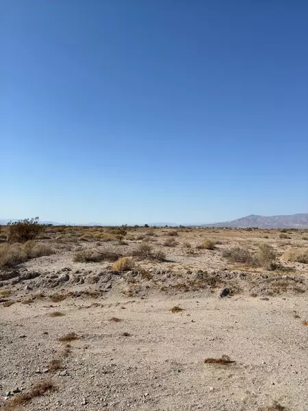 2625 Sea Manor AVE, Thermal, CA 92274