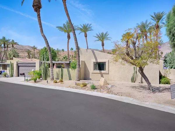 Palm Springs, CA 92264,2615 E Palm Oasis ST