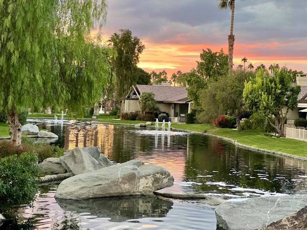 Palm Desert, CA 92211,220 Green Mountain DR N