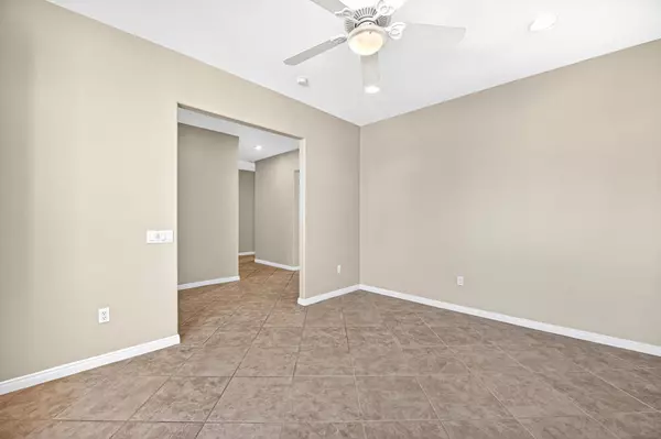 Palm Desert, CA 92211,78675 Iron Bark DR