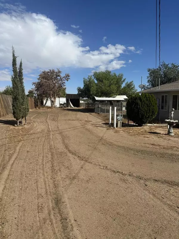 Hesperia, CA 92345,15786 El Centro ST
