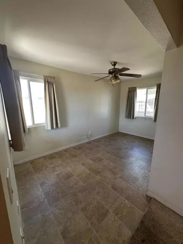 Hesperia, CA 92345,15786 El Centro ST
