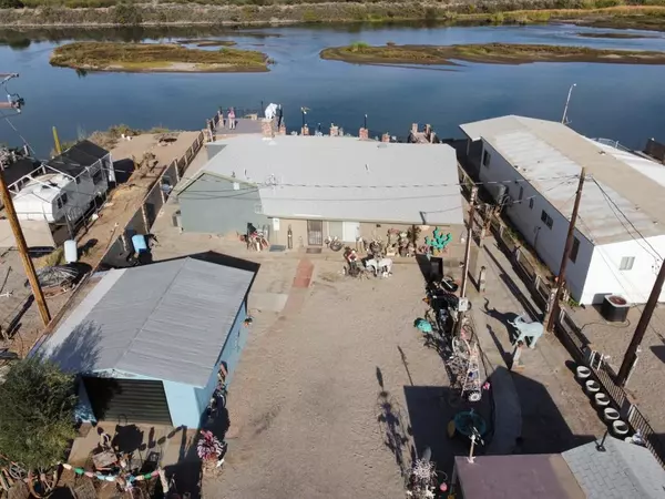 Blythe, CA 92225,5682 Colorado River RD