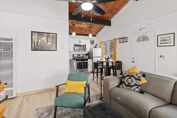 Big Bear, CA 92314,972 Pinon LN