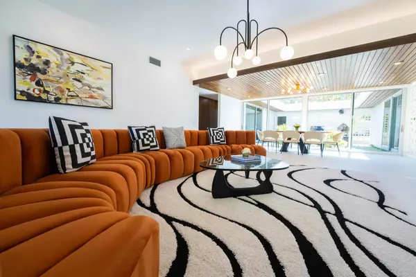 Indian Wells, CA 92210,76670 Lark LN