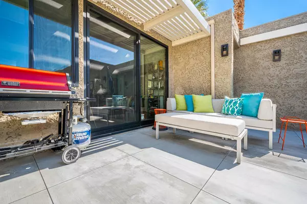 Palm Springs, CA 92262,1760 Tamarisk RD