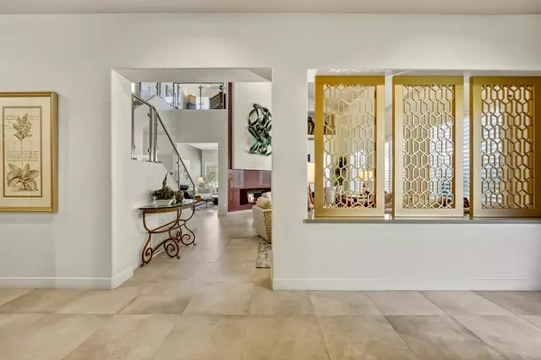 Rancho Mirage, CA 92270,134 E Kavenish DR