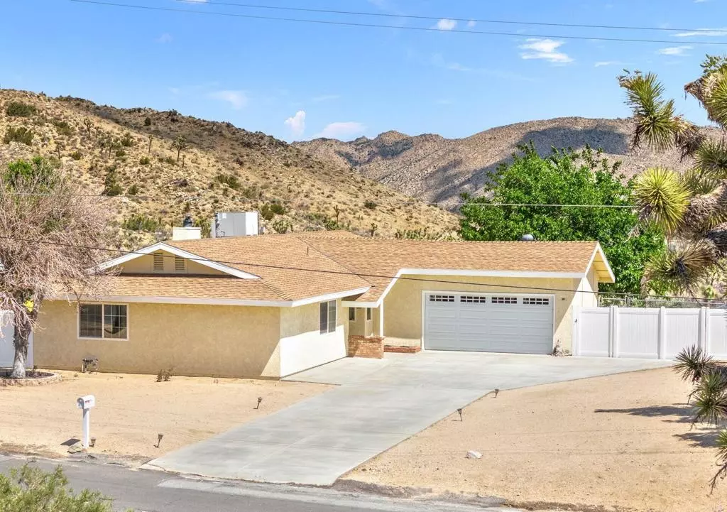 Yucca Valley, CA 92284,56034 Desert Gold DR