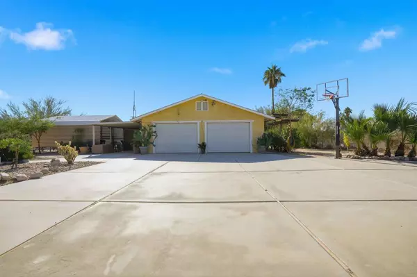 Thermal, CA 92274,3004 Camino DR