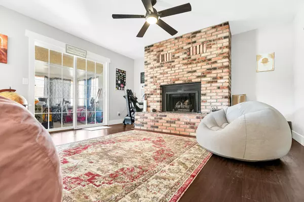 29 Palms, CA 92277,73853 Playa Vista DR