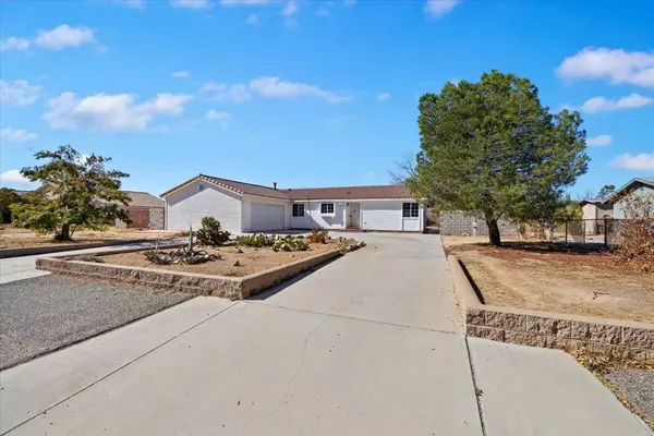Apple Valley, CA 92308,12546 Navajo RD