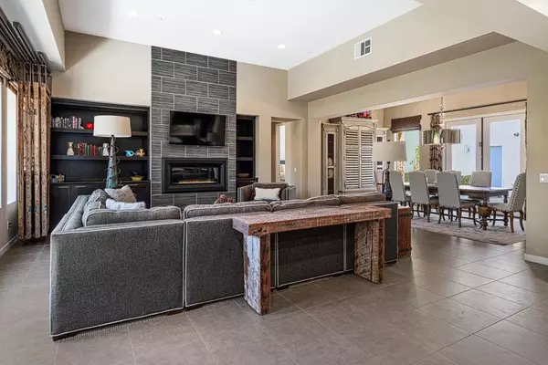 Palm Springs, CA 92264,1911 Torchlight LN