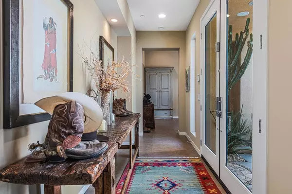 Palm Springs, CA 92264,1911 Torchlight LN