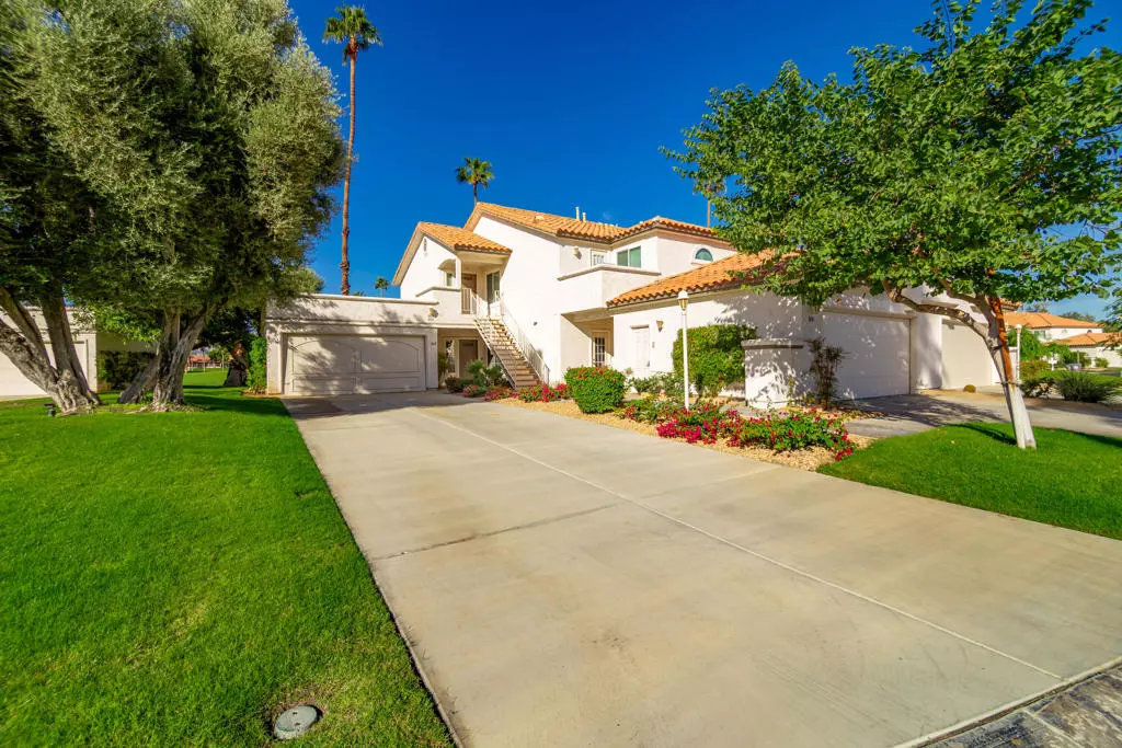 Palm Desert, CA 92211,163 Desert Falls CIR