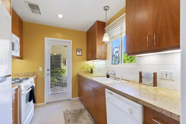 Cathedral City, CA 92234,68286 Grandview AVE