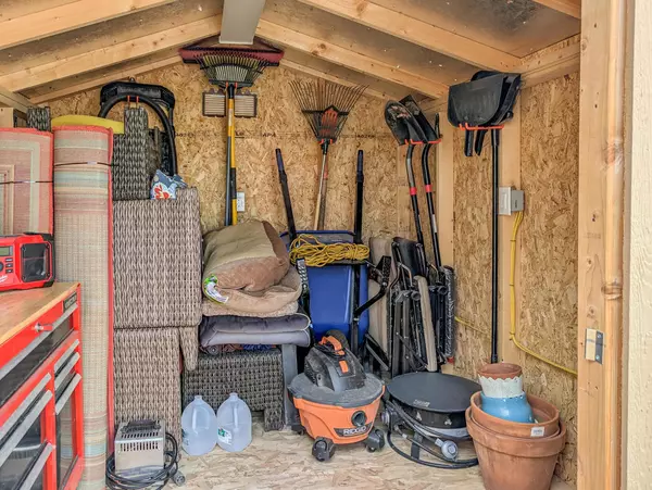 Desert Hot Springs, CA 92241,70200 Dillon RD #2