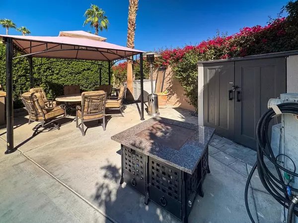 Indio, CA 92201,80394 Avenue 48 #77