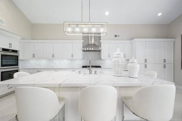 Palm Desert, CA 92211,198 Green Mountain DR