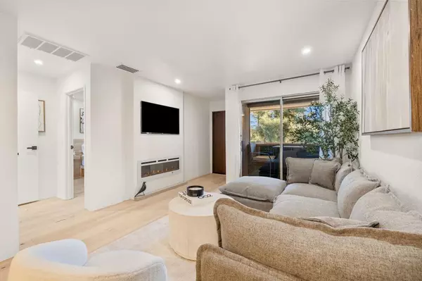 Palm Springs, CA 92262,2857 N Los Felices RD #203