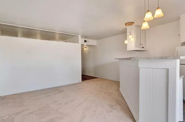 Palm Springs, CA 92264,5300 E Waverly DR #4209