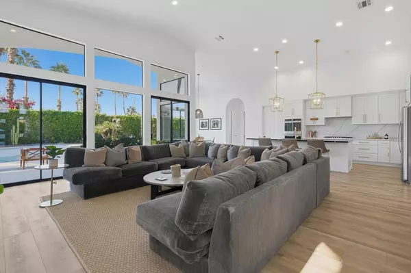 La Quinta, CA 92253,50245 Mountain Shadows RD