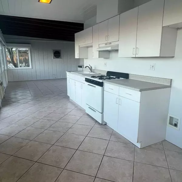 Cathedral City, CA 92234,38310 Charlesworth DR