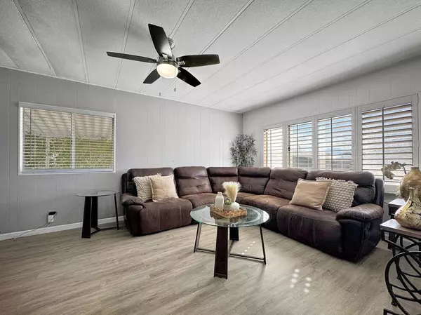 Desert Hot Springs, CA 92240,64550 Pierson BLVD #98