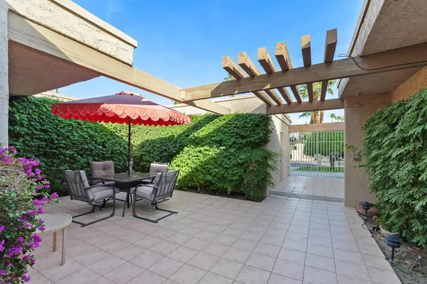 Bermuda Dunes, CA 92203,43229 Lacovia DR