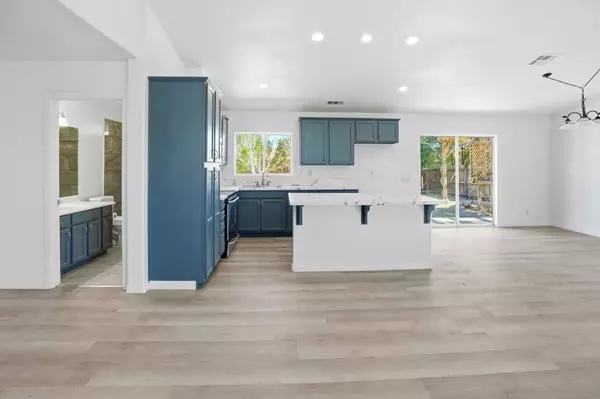 Thermal, CA 92274,2352 Shore Isle AVE