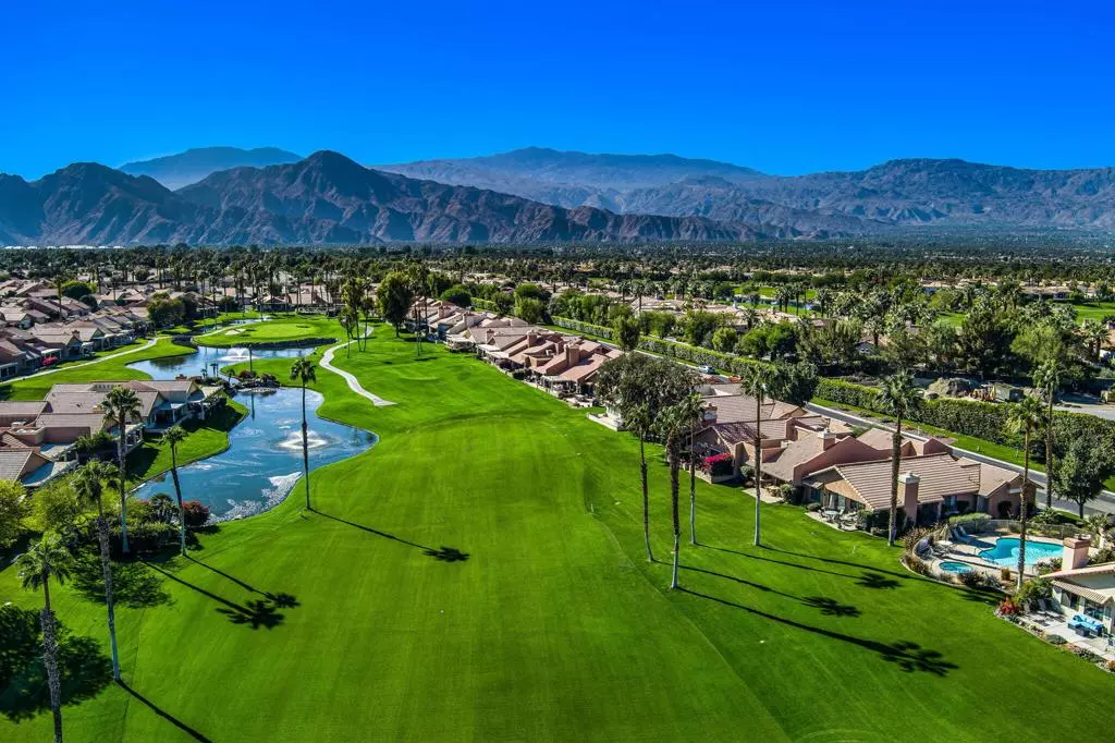 Palm Desert, CA 92211,42498 Sand Dune