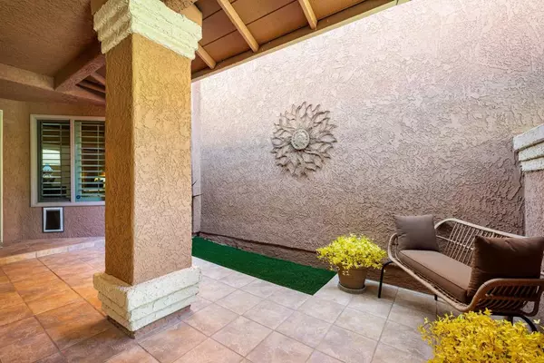 Palm Desert, CA 92211,42498 Sand Dune