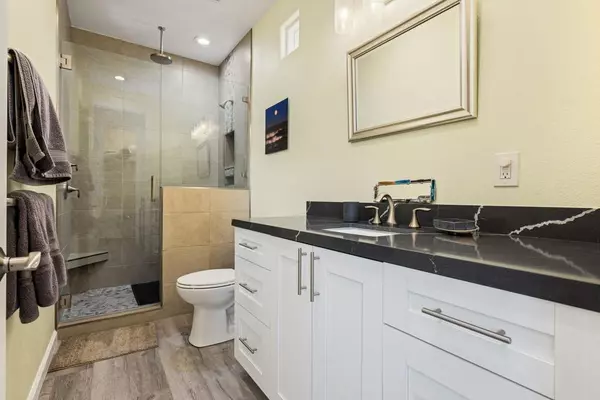 Indio, CA 92201,48170 Hjorth ST #8