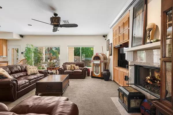 Cathedral City, CA 92234,69445 Serenity RD