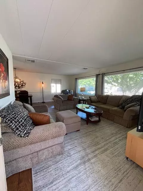 Thousand Palms, CA 92276,33621 Westchester DR