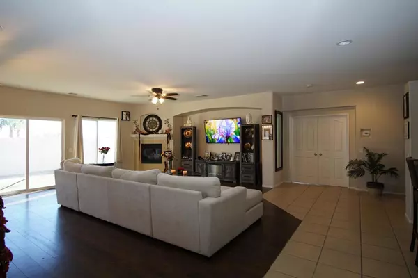 Desert Hot Springs, CA 92240,64123 Silver Star AVE