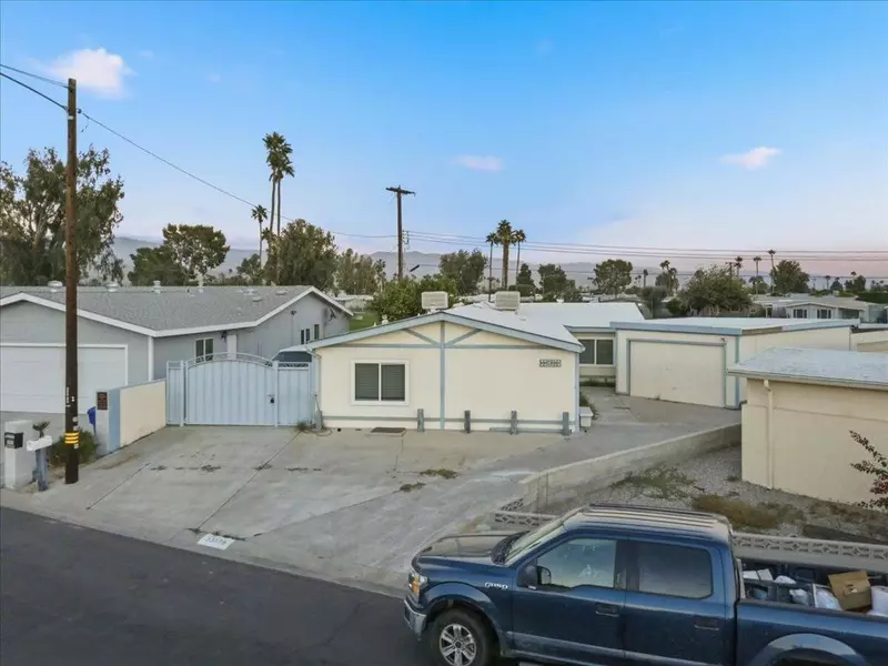 33170 Laredo CIR, Thousand Palms, CA 92276